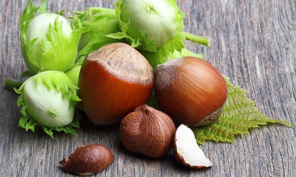 Hazelnuts, healthy nuts for men's health